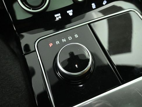 Used 2020 Land Rover Range Rover Velar R-Dynamic HSE image 16