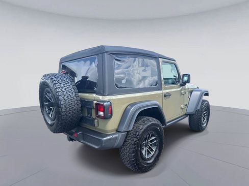 Used 2025 Jeep Wrangler Sport AWD/4WD image 4