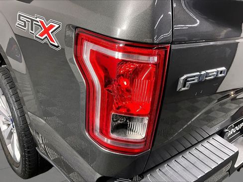 Used 2017 Ford F150 XL w/ Equipment Group 101A Mid RWD image 26