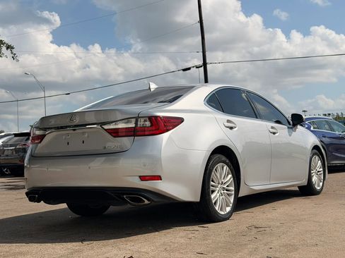 Used 2016 Lexus ES 350 FWD image 3