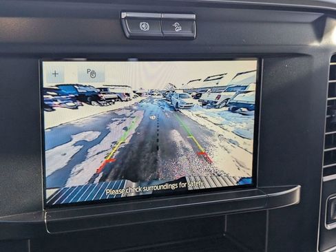 Used 2025 Ford F450 XLT w/ FX4 Off-Road Package image 3