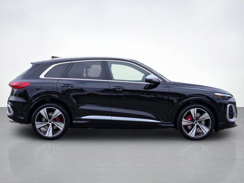 New 2026 Audi SQ5 Premium Plus AWD/4WD image 8