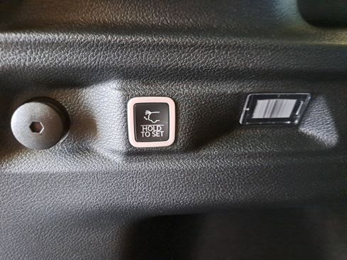 New 2025 Jeep Grand Cherokee L Limited RWD image 14