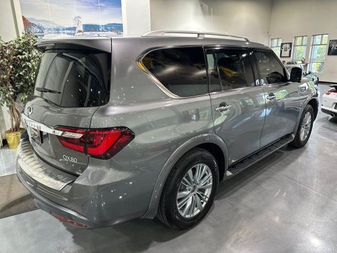 Used 2019 INFINITI QX80 Luxe w/ Proassist Package RWD image 2