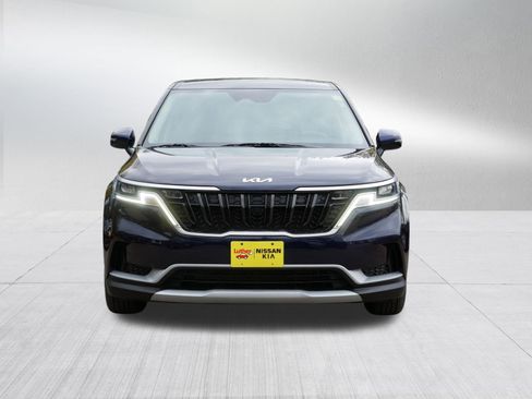 Certified 2024 Kia Carnival LX image 2