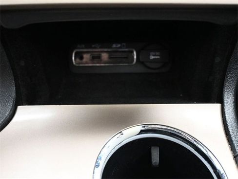 Used 2014 Jeep Grand Cherokee Overland image 22