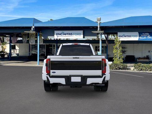 New 2026 Ford F450 Platinum w/ FX4 Off-Road Package image 5