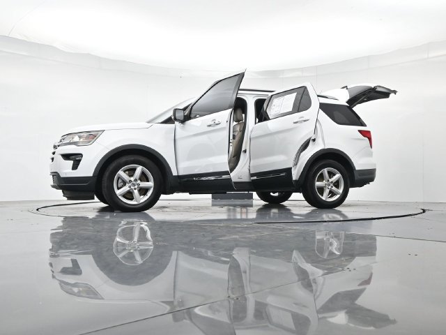 Used 2019 Ford Explorer XLT w/ Equipment Group 202A FWD image 57