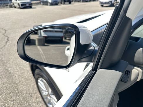 Used 2019 Kia Sportage LX image 13