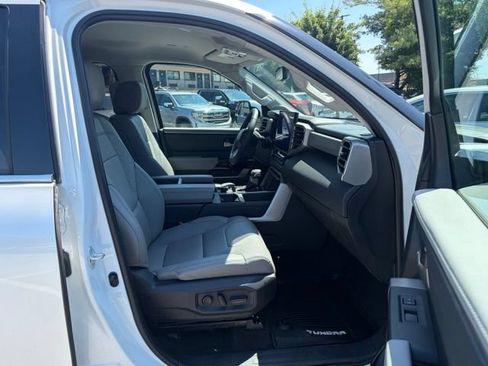 Used 2023 Toyota Tundra Limited AWD/4WD image 26