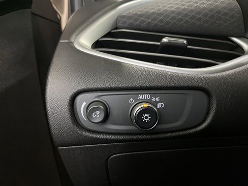 Used 2023 Chevrolet Malibu LT FWD image 14