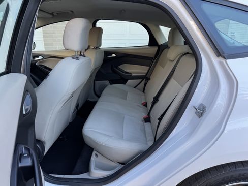 Used 2016 Ford Focus SE image 18