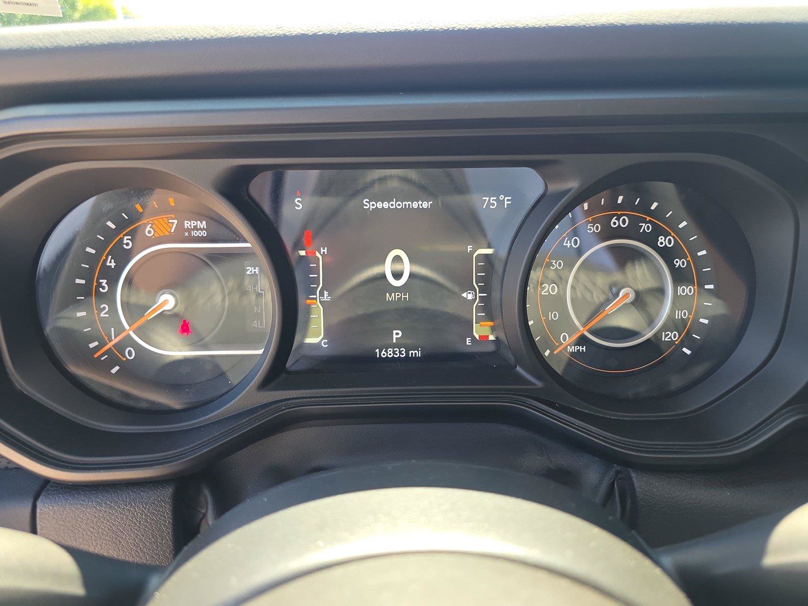 Used 2026 Jeep Wrangler Unlimited Rubicon AWD/4WD image 19