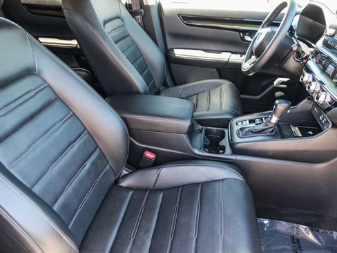 Used 2024 Honda CR-V EX-L image 17