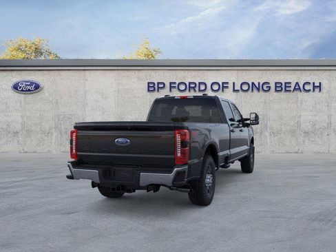 New 2026 Ford F350 Lariat w/ FX4 Off-Road Package image 8