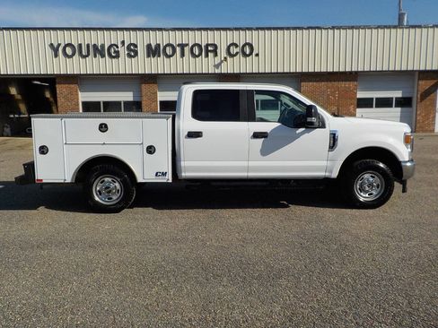 Used 2022 Ford F250 XL w/ Power Equipment Group image 7