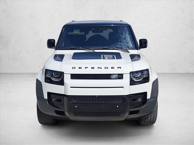 Used 2022 Land Rover Defender 110 SE AWD/4WD image 2