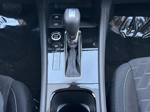 Used 2024 Nissan Kicks SV FWD image 8