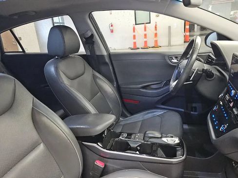 Used 2021 Hyundai Ioniq Limited FWD image 9