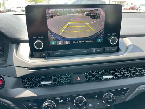 Used 2025 Honda Accord SE image 17