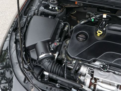 Used 2023 Chevrolet Malibu LT w/ Driver Confidence Package image 11