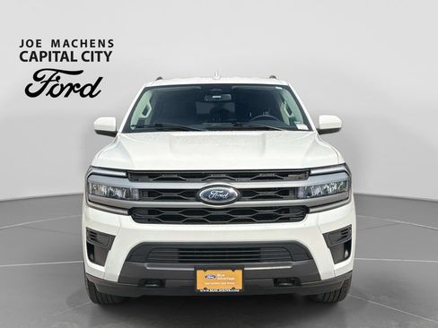 Used 2023 Ford Expedition Max XLT AWD/4WD image 10