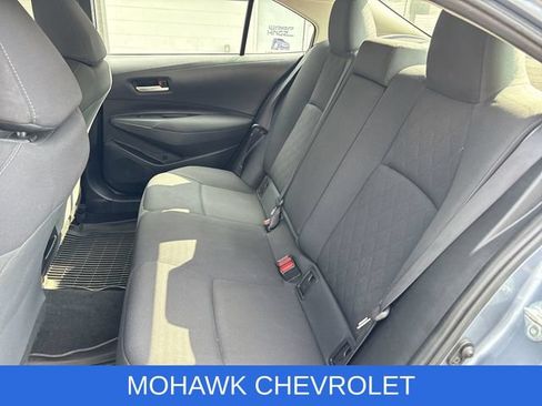 Used 2020 Toyota Corolla LE FWD image 23