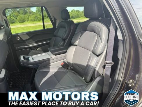 Used 2025 Lincoln Navigator Reserve AWD/4WD image 21