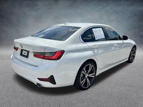 Used 2020 BMW 330i xDrive Sedan w/ Convenience Package AWD/4WD image 5