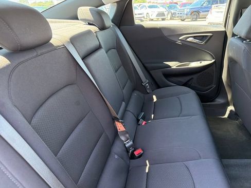 Used 2024 Chevrolet Malibu LT FWD image 29