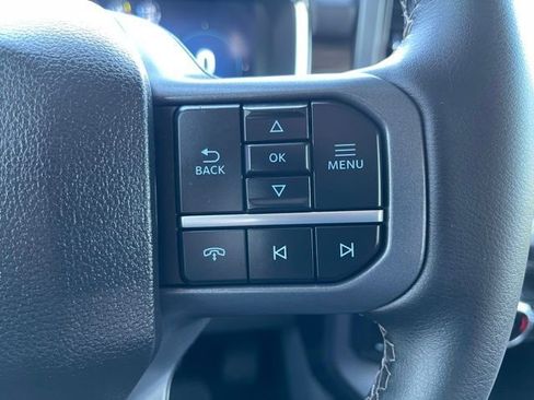 Used 2025 Ford F150 Lariat w/ Equipment Group 501A Mid AWD/4WD image 18
