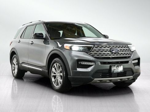 Used 2021 Ford Explorer Limited w/ Equipment Group 301A AWD/4WD image 8