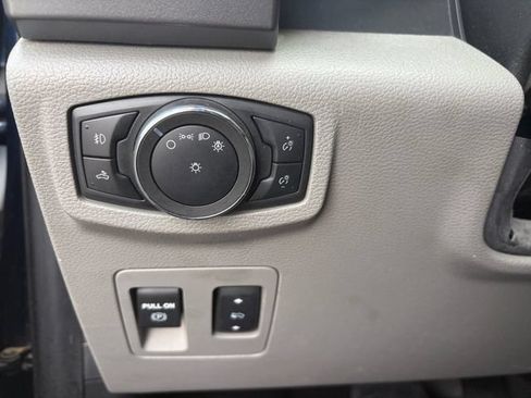 Used 2020 Ford F150 XLT w/ Equipment Group 302A Luxury RWD image 5