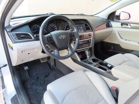 Used 2016 Hyundai Sonata Sport w/ Option Group 02 image 23