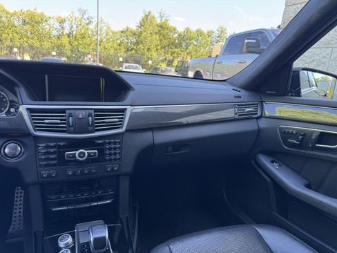 Used 2012 Mercedes-Benz E 63 AMG Sedan image 29