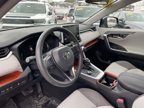 Used 2020 Toyota RAV4 Adventure image 10