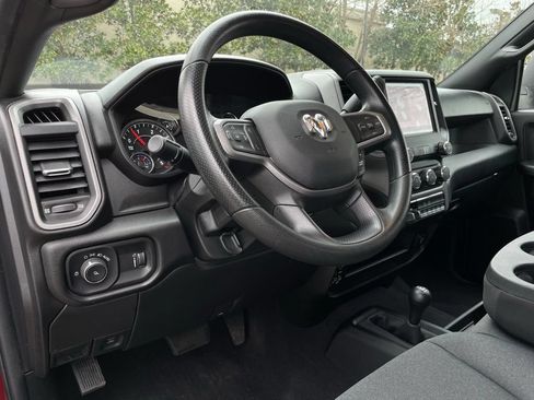 Used 2024 RAM 3500 Tradesman w/ Chrome Appearance Group AWD/4WD image 9