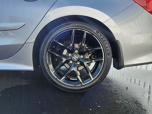 Used 2024 Honda Civic Sport image 9