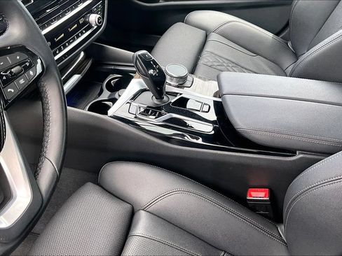 Used 2023 BMW 540i w/ Premium Package RWD image 14