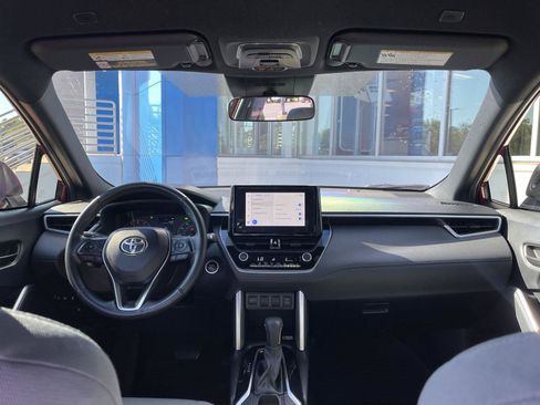 Used 2023 Toyota Corolla Cross AWD Hybrid image 23