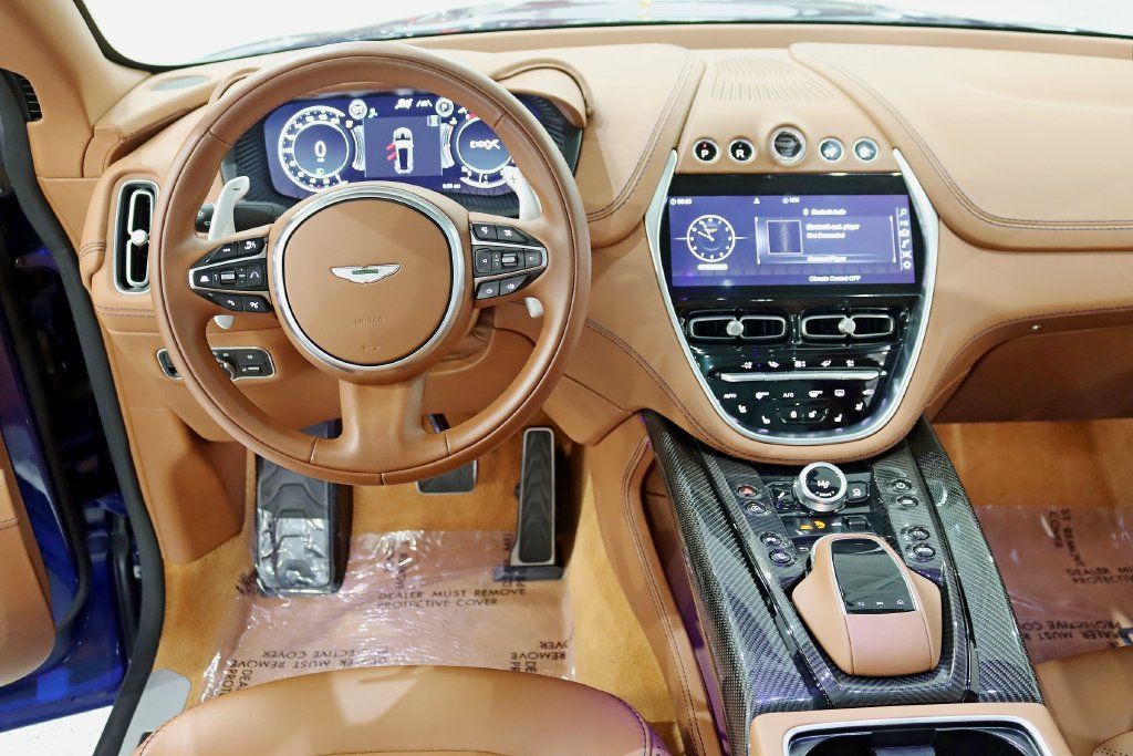 Used 2023 Aston Martin DBX 707 AWD/4WD image 17