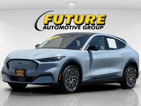 Used 2024 Ford Mustang Mach-E Premium image 8