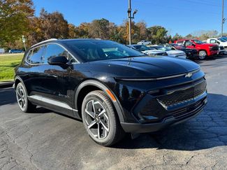 New 2026 Chevrolet Equinox EV LT video 2