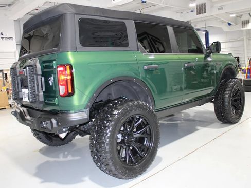 Used 2025 Ford Bronco Big Bend w/ Black Diamond Package AWD/4WD image 15