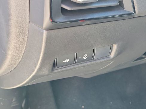 New 2026 Nissan Sentra SV w/ SV Convenience Package image 24