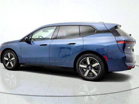 Used 2026 BMW iX xDrive45 w/ Premium Package AWD/4WD image 7