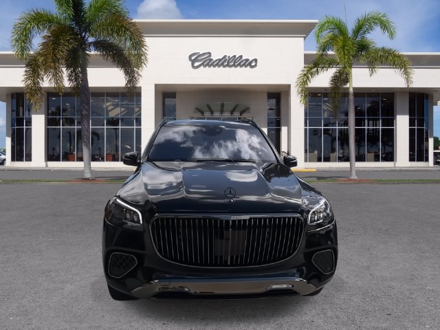 Used 2025 Mercedes-Benz Maybach GLS 600 4MATIC image 4
