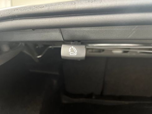 Used 2024 Chevrolet Malibu LT image 27