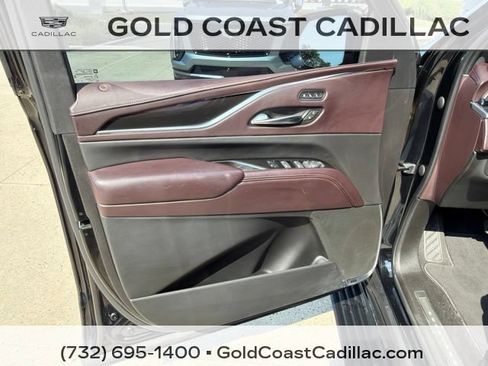 Used 2021 Cadillac Escalade Sport Platinum AWD/4WD image 22