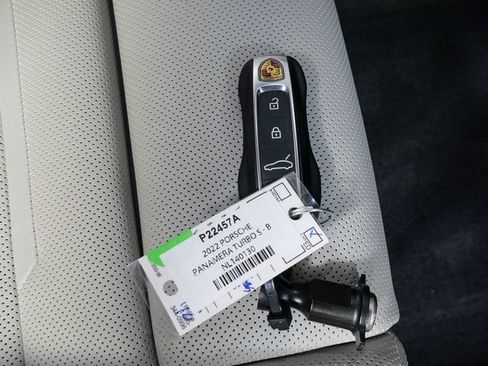 Certified 2022 Porsche Panamera Turbo S image 38